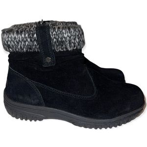 KHOMBU Laura Winter Bootie Black Suede All Weather Ankle Boot NEW